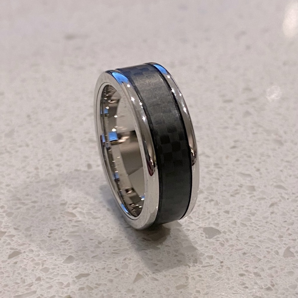 8mm Twill Carbon Fiber ring.